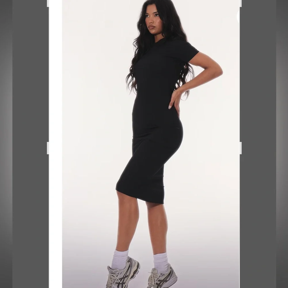 Athletic Dress - Picture 1 of 4